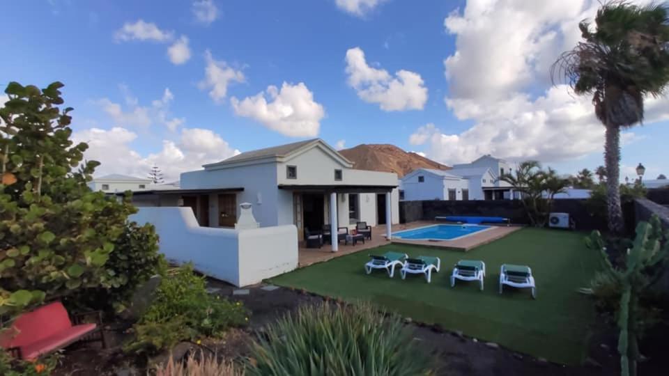 Villa Bol-Can Con Piscina Privada بلايا بلانكا المظهر الخارجي الصورة