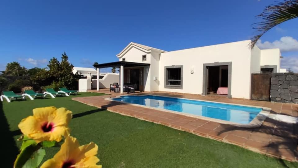 Villa Bol-Can Con Piscina Privada بلايا بلانكا المظهر الخارجي الصورة