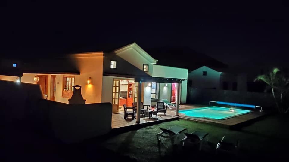 Villa Bol-Can Con Piscina Privada بلايا بلانكا المظهر الخارجي الصورة